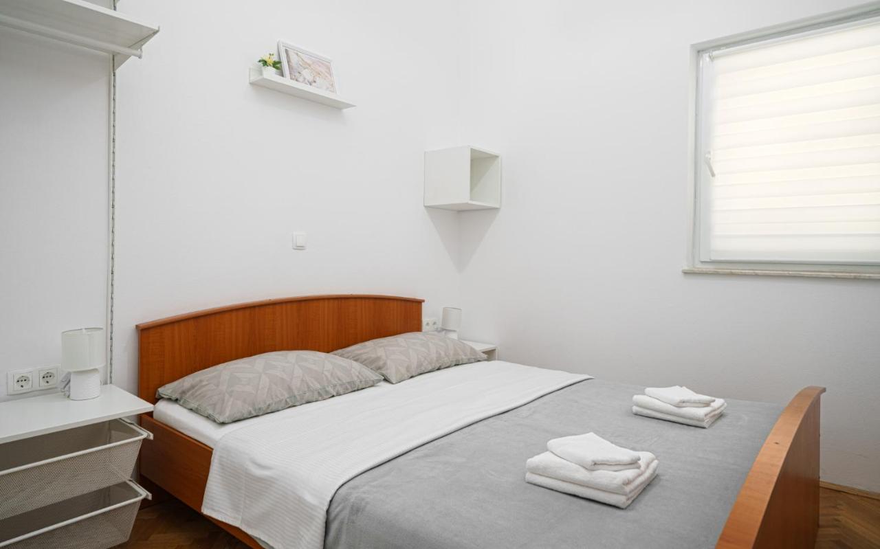 Apartman Rusula Vodice Exterior foto